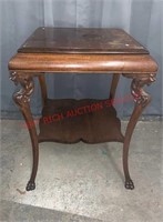 ORNATE OCCASSIONAL TABLE