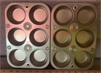 (2) MUFFIN PANS-NEW
