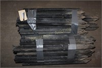 2 BUNDLES OF (25 COUNT) FENCE STAKES