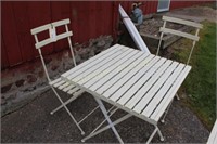 METAL FOLDING TABLE WITH 2 CHAIRS