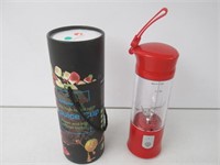 "Used" USB Electric Safety Juicer Cup Fruit Juice