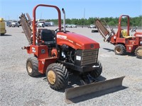 2004 Ditch Witch RT40 Trencher