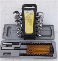 Screwdriver bit set & combo wrench set standard