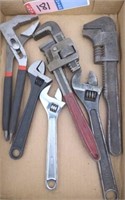 Assorted Wrenches, pipe wrenches