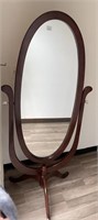 Lovely wood oval pier mirror (64 x 27)