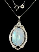 Natural 10.20 ct Oval Moonstone Necklace