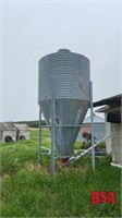 400bu Galvanized Hopper Bin Bolted To Cement.