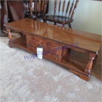 COFFE TABLE-APPROX 14"TX3FT9'LX19"D
