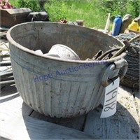 GALV BUSHAL BASKET, GREASE GUNS, FEED SCOOP