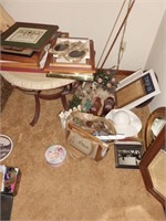 PICTURE FRAMES AND DECOR LOT TABLE NOT INCLUDED