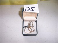2 10KT GOLD RINGS AND A 10KT GOLD CHAIN