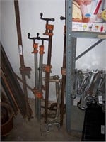 5 BAR CLAMPS AND 5 C-CLAMPS