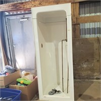 Single Shower 32"Wx 32"Dx82"H