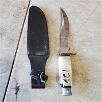 9"L Knife w Sheath