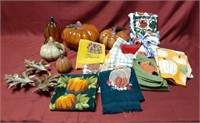 Fall decorations, hand towels