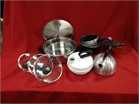 Assortment of pots/pans and tea kettle
