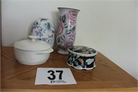 (2) Ceramic Vases & (2) Ceramic Bowls