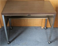 Metal desk / table