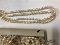 100 Cultura Pearl Necklaces