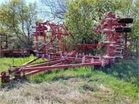 Wilrich 3400 40ft Walking Tandem Field Cultivator