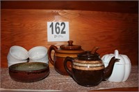 (8) Pieces of Kitchen Ware (5 Ceramic, 3 Pottery)