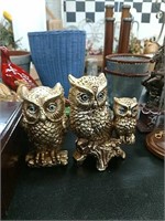 Ardalt owl statues