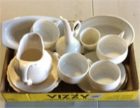 Lot of matching Homer Laughlin dishes