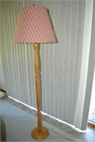 Floor Lamp - Wooden w/ Gingham Shade