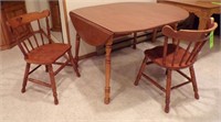 TELL CITY MAPLE DROP LEAF TABLE W/2 CHAIRS