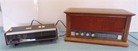 GE SOLID STATE WOOD CASED TABLE TOP RADIO W/DUAL..