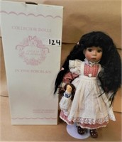 vonne Doll