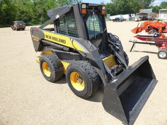 Kubota Tractor, NH Skid Steer & More Online Only Auction