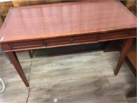 Writing desk with drawer