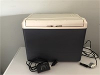 22x15 INCH COLEMAN ELECTRIC COOLER ALL EQUIPMENT