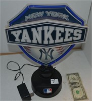 Yankees neon light