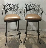2 Swivel Bar Chairs M12A