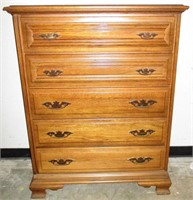 Young and Hinkle Solid Oak Five Drawer Chest