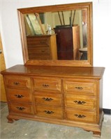 Solid Oak Young & Hinkle Nine Drawer Mirror Chest