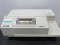 Microplate Reader/ Spectrophotometer