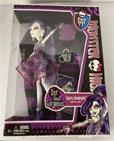 Monster high doll
 Spectra vondergeist