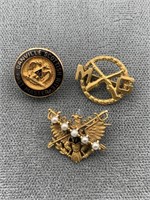 Lot Of 3 - 10k Gold Pins - 4.9g