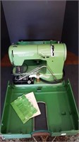 VINTAGE ELNA SUPERMATIC PORTABLE SEWING MACHINE