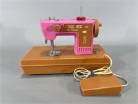 Miss Durham Sewing Machine -Functional Toy
