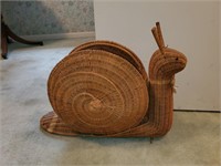Big Snail Basket 22" long
