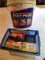 Tray of  Staples and fast plug (used)