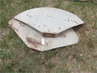 FORD 8N/  9N TRACTOR REAR FENDERS