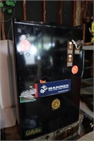 GE Apartment Size Refrigerator 21x20x32"