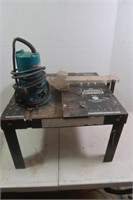 Makita 1HP Router & Router Table