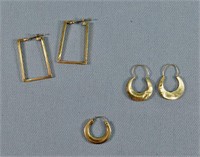 (5) Unmarked Gold Earrings, 4.2g