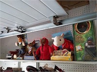 ET, Jeff Foxworthy, Stuart little, other toys